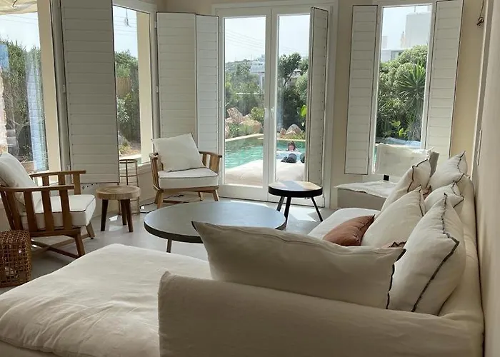 Mikri Santa Maria Beachvilla Pool Paros 别墅 圣玛丽亚