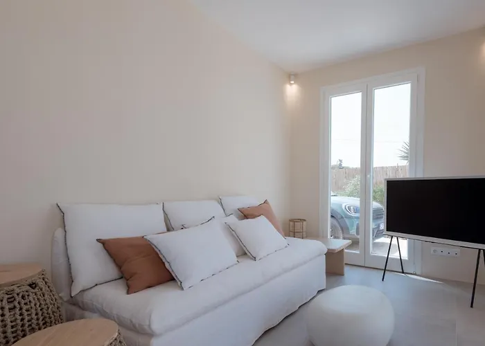 Mikri Santa Maria Beachvilla Pool Paros 别墅 *